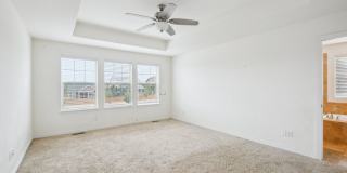 Charming 4BR House in Parker with 900 sq feet Finished Basement Gallery 22