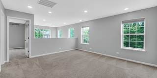 1537 Kraft Avenue Gallery 13