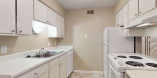 Westwood Apartments Gallery 30