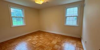 Renovated home, central air, stainless appliances, Radnor SD, Walk to Villanova, small dogs ok...this is a must see! Gallery 5