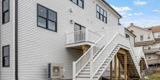10 Windsor Street Gallery 12
