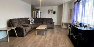 Furnished 3 BR Vacation Rental Includes utilities Near Target Center/Golf/Hwy 95 Gallery 4