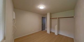 University Manor - Newly Renovated Units just a short walk from Campus! Gallery 151