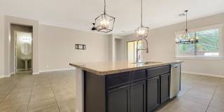 18617 W Williams Street Gallery 13