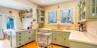 460 Bay Avenue Gallery 5