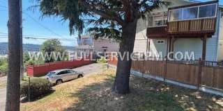 Exceptional South Beacon Hill 3 BD 2 BA! Huge Deck! Gallery 37