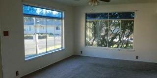 Rent Ready --- Pending approved tenant Gallery 10