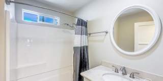 SD: Cozy 2BD/2BA Home in Ramona with Front Patio, Included Landscaping & A/C Gallery 9