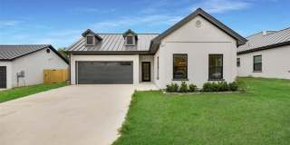 407 N Dallas Street Gallery 1