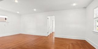 4260 Lincoln Avenue Gallery 3
