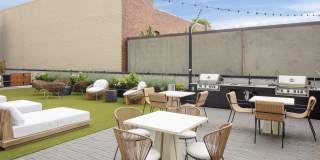 The Weidler Gallery 33