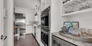 310 Worthington Avenue Gallery 26