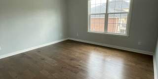 2 bed/ 2 bath Gallery 9