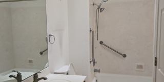 3 Bedroom, 2 Bathroom Home! Schedule a Showing! Gallery 14
