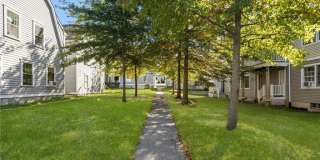 Coddington Point Gallery 31