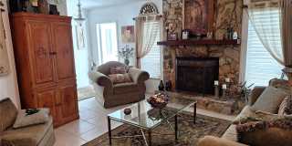 2223 TINKER STREET Gallery 19