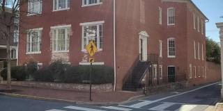 Charming apartment on Church St! Gallery 1