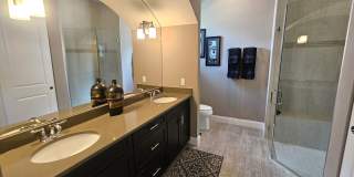 Seasonal Short-Term 2 Bedroom, 2.5 Bath Multi-Level Condo with Balcony and Patio located on Venice Island! Gallery 31