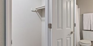 Central Pointe Apartment Homes Gallery 13