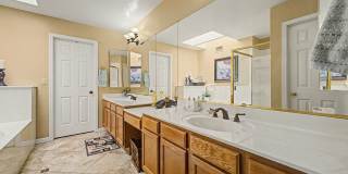 4106 E SUNNYSIDE Drive Gallery 19