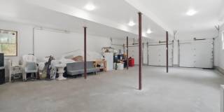 420 Maple Avenue S Gallery 27