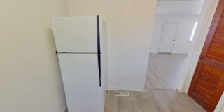 ** $150 OFF for JUNE MOVE INS!!!*** 222 E 14th St N Gallery 9