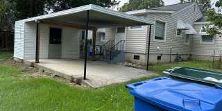2 Bedroom House off of Rosewood Available Now Gallery 17