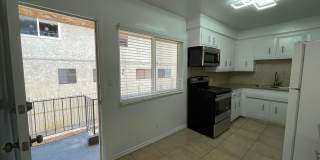 13952 Moorpark St. Gallery 9