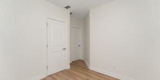 6183 Hecla Street Gallery 15