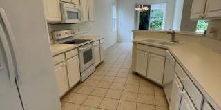 JUST LEASED- Annual unfurnished 3/2  house in Sarasota Gallery 4