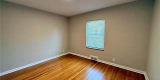 8722 Delmar Boulevard Gallery 11
