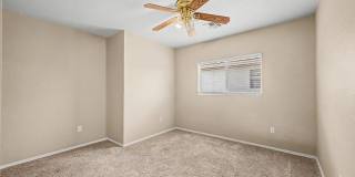 33856 N Cherry Creek Road Gallery 23