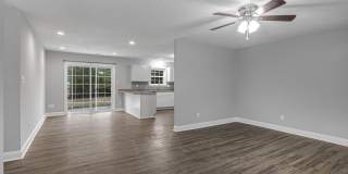 236 White Oak Boulevard Gallery 3