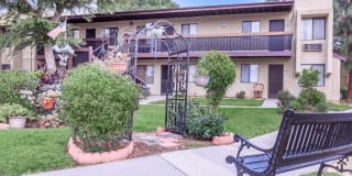 Senior Housing - Heritage Park at Alta Loma Gallery 36