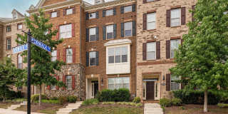 22635 NORWALK Square Gallery 1