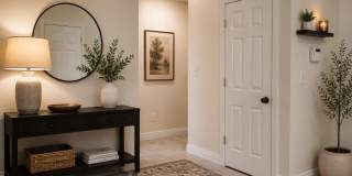 For Rent – Beautiful 2 Bedroom / 1 Bathroom Condo with Attached Garage ! Gallery 8