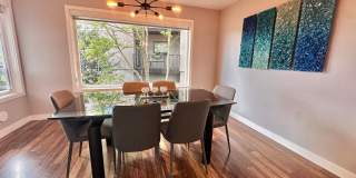 Rare Kirkland Condo on the Juanita Waterfront! Available August 1st, 2026! Gallery 17