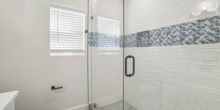 4056-1 Biltmore Avenue Gallery 16