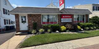 438 N EASTON Road Gallery 1