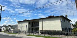 Sastre Apts & House Gallery 1