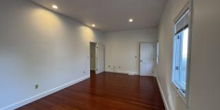 108 Comstock Hill Avenue Gallery 9