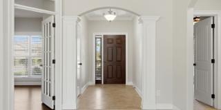 Stunning Craftsman Home by the Golf Course Gallery 8