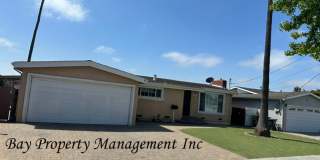 Lovely 3 bedroom 2 bath home with pets considered! Lovely 3 bedroom 2 bath home with pets considered! Gallery 1