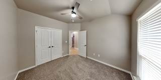 3 Bedroom 2 bathroom with Study in Yukon Schools Gallery 20