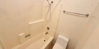 Charming 2 Bedroom-2Bath Condo in Garden Grove! Gallery 17