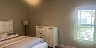 100 Newport Avenue Gallery 5