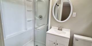 Crosswell Area-4 Bedroom, 2 Bathroom House Gallery 9