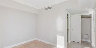 2777 Paradise Road Gallery 25