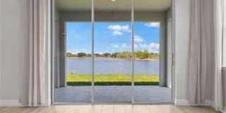 2038 Grove Dr Gallery 25
