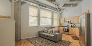 One Bedroom Unit in Wonderful Western Auto Lofts Gallery 26